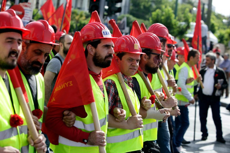 Απροσπέλαστη η Αθήνα λόγω Πρωτομαγιάς -Κλειστοί δρόμοι